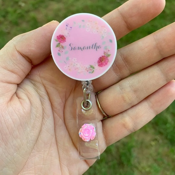 Samantha Name Badge Holder - Picture 1 of 4